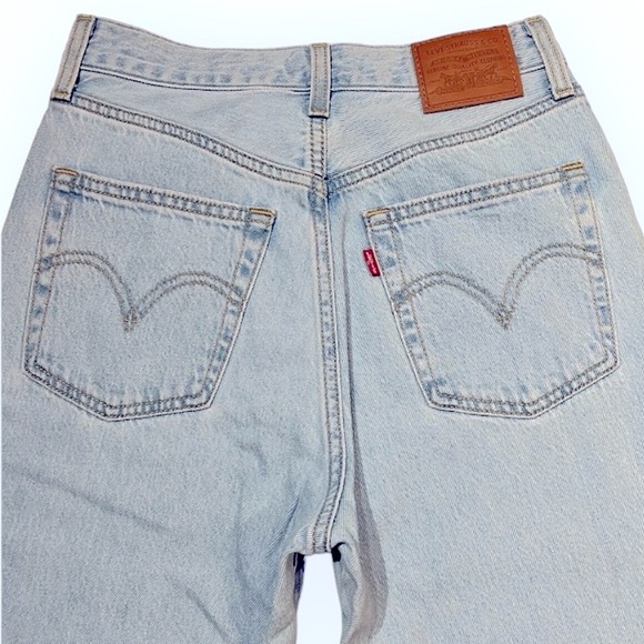 NWOT Levi’s Ribcage Straight - Picture 12 of 16